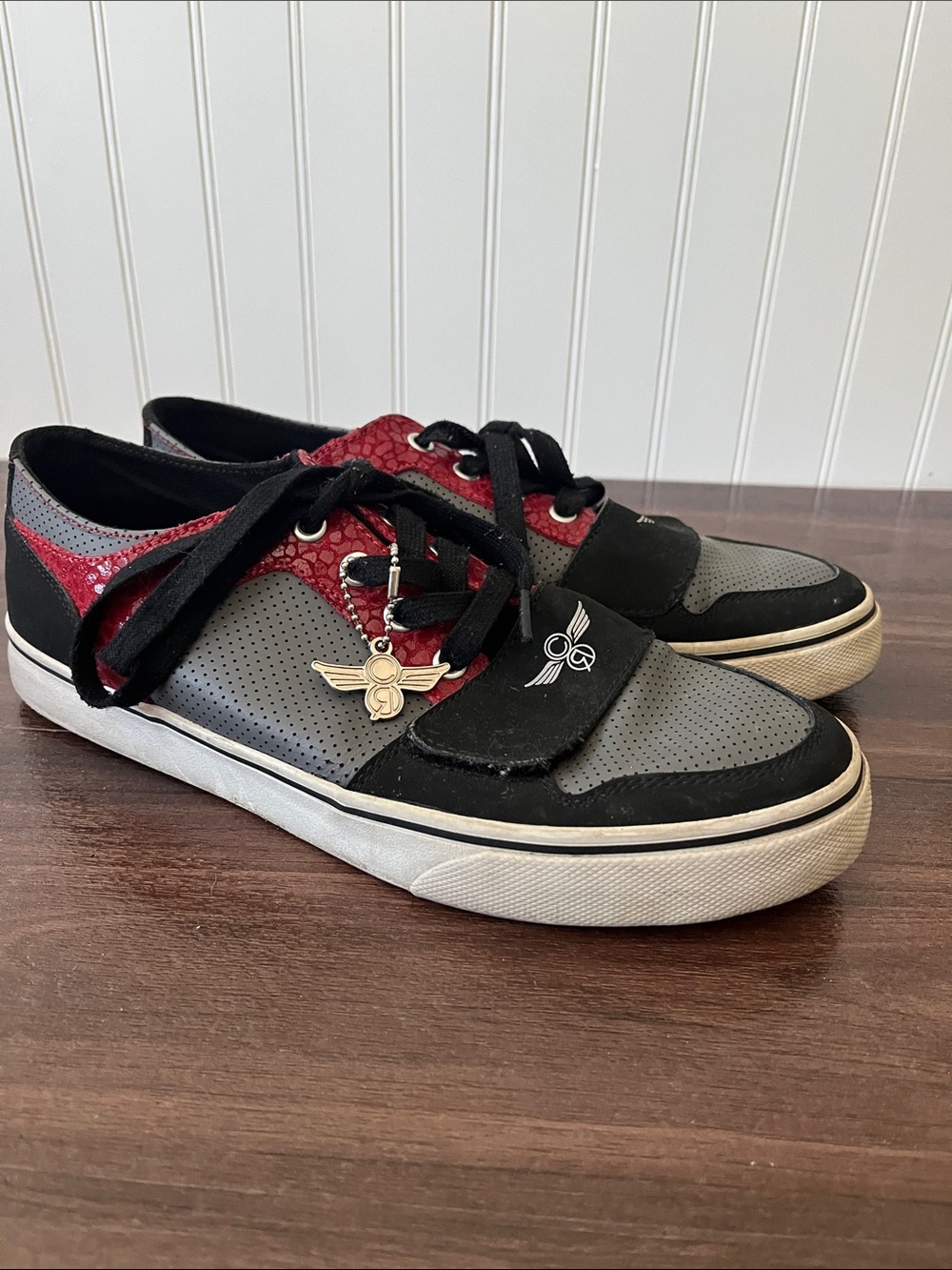 Creative Recreation Cesario Low Gray and Red Sneaker